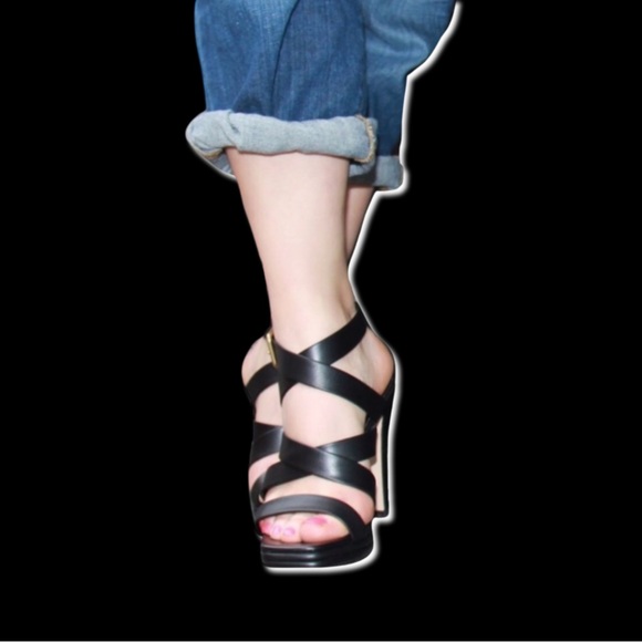 Yves Saint Laurent Montaig Leather 105 Strappy Sandal Platform Heels Nero/Gold - Picture 3 of 11